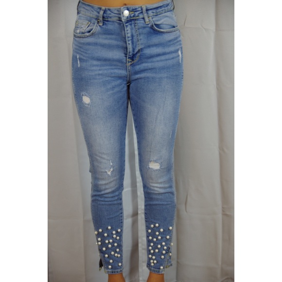 Zara Jeans with Pearls, great condition!